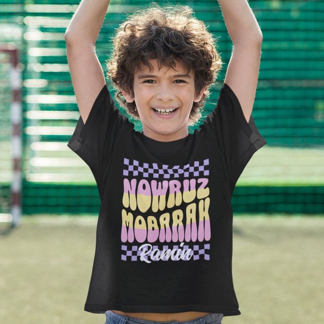 Camiseta Reunión familiar de Año Nuevo persa del personaliz (Custom Nowruz Persian New Year Family Reunion)