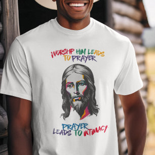 Camiseta Revelación divina: Adorar lo lleva a rezar