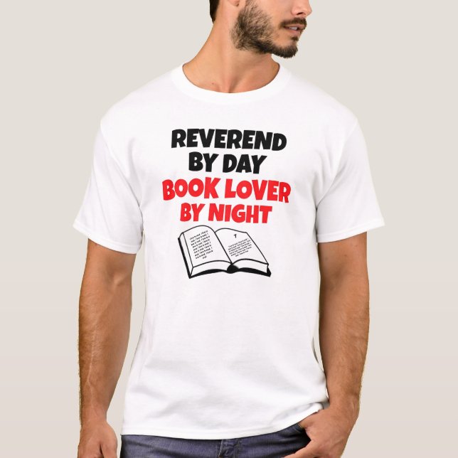 Camiseta Reverendo de Lover de Libros (Anverso)