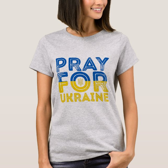 Camiseta Rezar por Ucrania (Anverso)