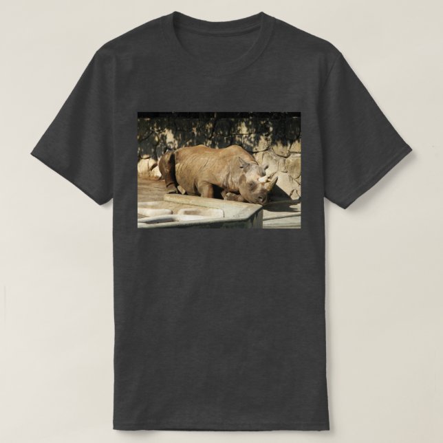 Camiseta Rhino durmiente (Diseño del anverso)