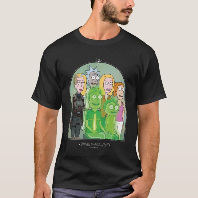 Camiseta Rick y Morty Family Graphic (Anverso)