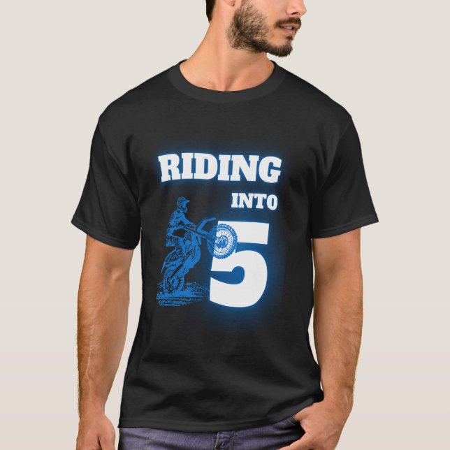 Camiseta Riding Into 5 Year Old 5th Dirt Bike Birthday Part (Anverso)