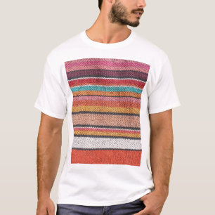 Camiseta Riqueza de la alfombra: Texturas Peruanas Mexicana