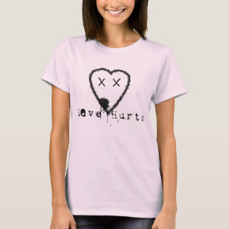 Camiseta Riyah-Li diseña el amor como un daño