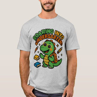 Camiseta Roaring Into Kindergarten Dinosaur T-Shirt