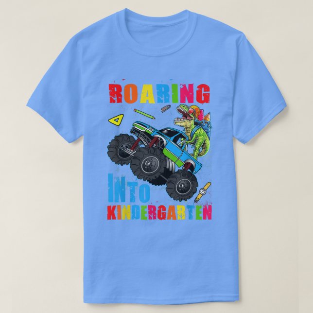 Camiseta Roaring Into Kindergarten Dinosaur Truck Back To S (Diseño del anverso)
