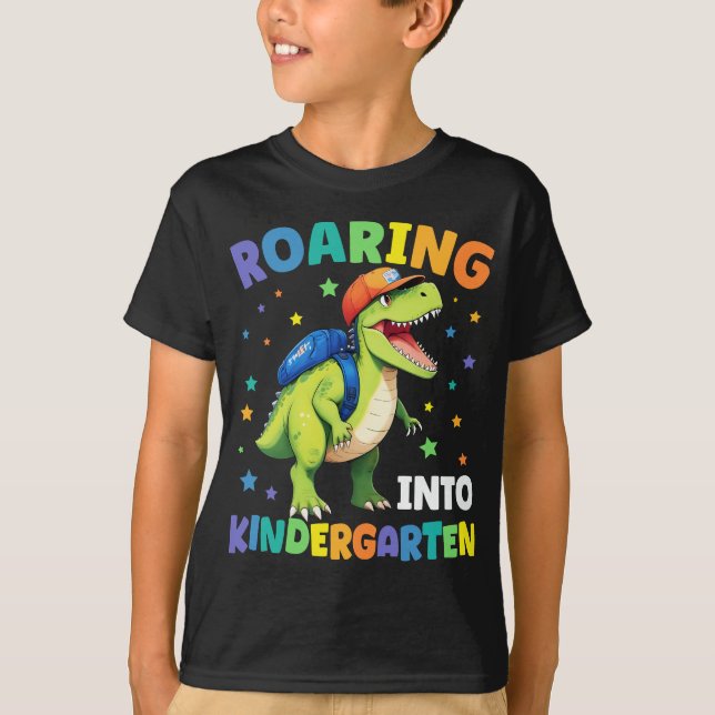 Camiseta Roaring Kindergarten Dinosaur Para Volver A La Esc (Anverso)