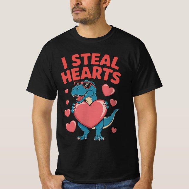 Camiseta Robo corazones a El día de San Valentín de dinosau (Anverso)
