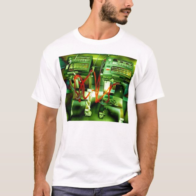 Camiseta robots de la cirugía (Anverso)