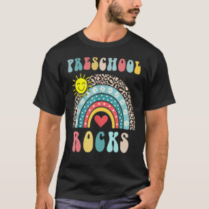 Camiseta Rocas Preescolares Cute Corazón Arcoiris Primer Dí