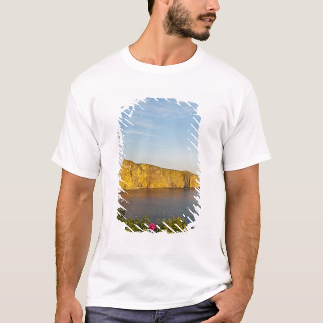 Camiseta Rocher Perce (Roca Perce), Quebec, Canadá. (Anverso)