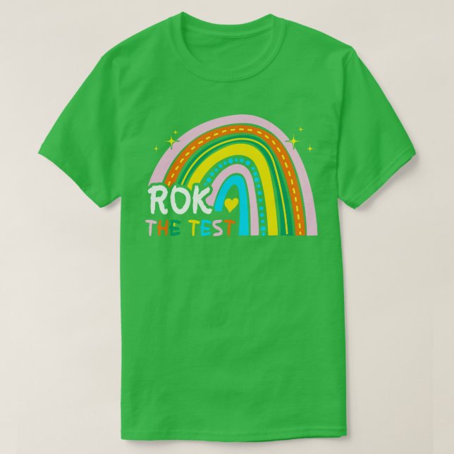 Camiseta Rock arcoiris El día de prueba del examen del té e (Diseño del anverso)