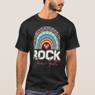 Camiseta Rock The Test Day Teacher Rainbow Leopard Tes
