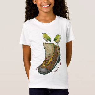 Camiseta Rock Wren Tuke En una bota de senderismo