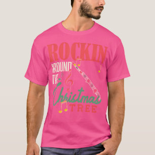 Camiseta Rockin alrededor de la flauta del árbol de Navidad