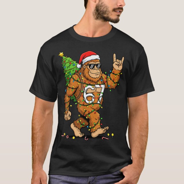 Camiseta Rockin' Bigfoot Christmas Tree Xmas Lights Funny 6 (Anverso)