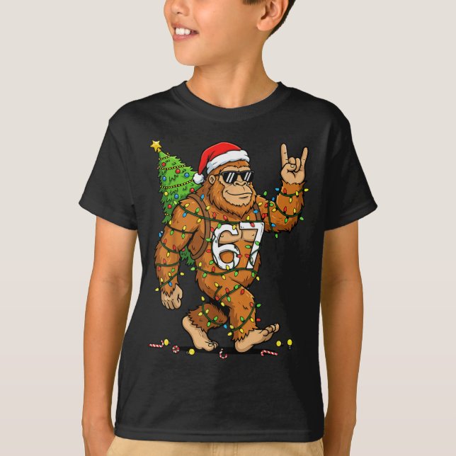 Camiseta Rockin' Bigfoot Christmas Tree Xmas Lights Funny 6 (Anverso)