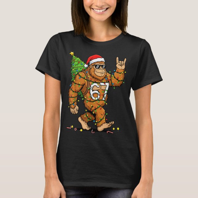 Camiseta Rockin' Bigfoot Christmas Tree Xmas Lights Funny 6 (Anverso)