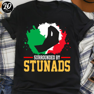 Camiseta Rodeado De Stunads Hand Gesture Funny Italiano