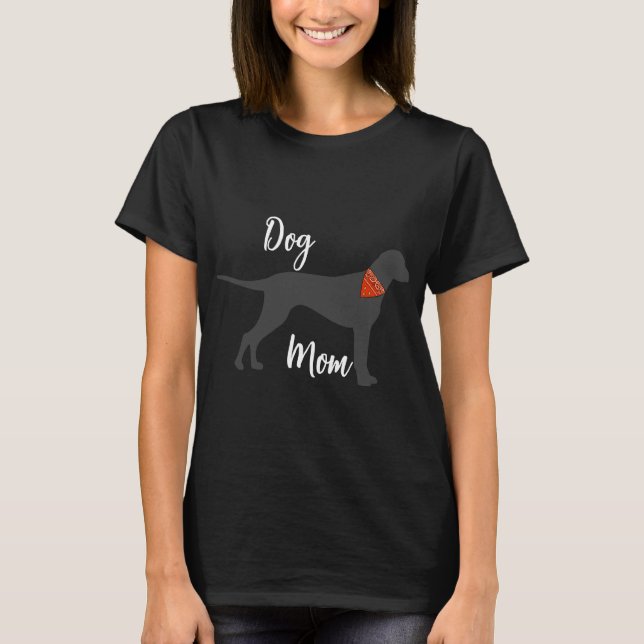 CAMISETA ROJA CON BANDANA DE MAMÁ PERRO (Anverso)