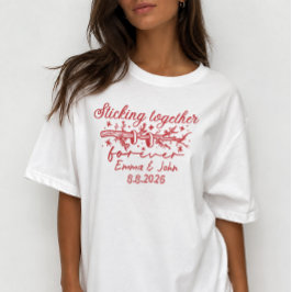 Camiseta Roja de Boda Personalizada Sticking Toget