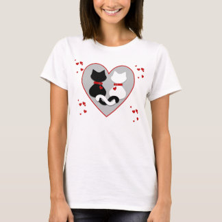 Camiseta roja de la tarjeta del día de San