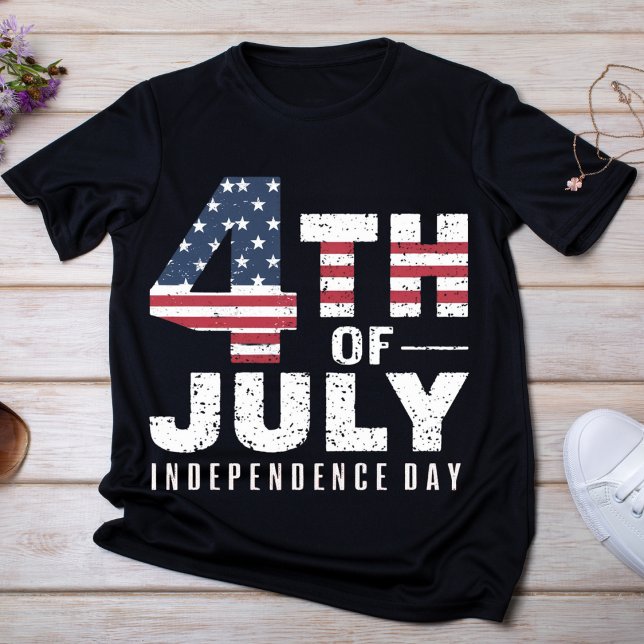 Camiseta Rojo angustiado, blanco y azul patriótico (Subido por el creador)