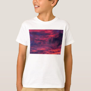 Camiseta rojo de agosto