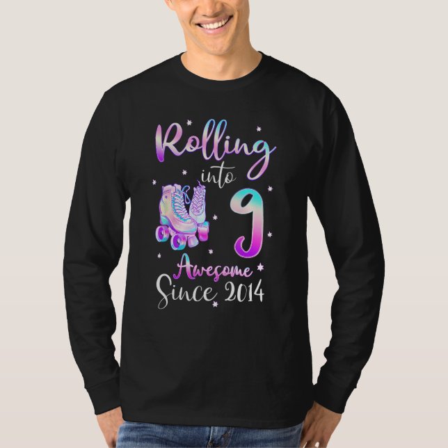 Camiseta Rolling Into 9 Awesome Since 2014 9th Bday Roller  (Anverso)
