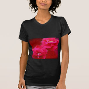 Camiseta Romance y rosas rojas