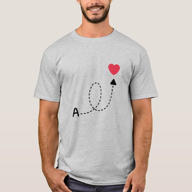 Camiseta Romantic First Letter Love Design  (Anverso)