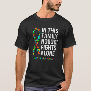 Camiseta Rompecabezas de Conciencia del Autismo En Esta Fam
