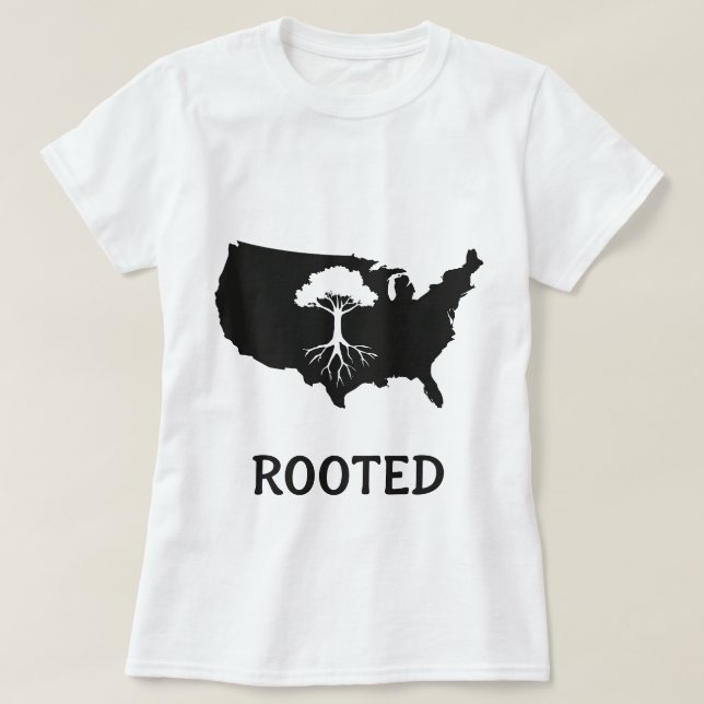Camiseta Rooted USA Tree Graphic T-Shirt (Diseño del anverso)