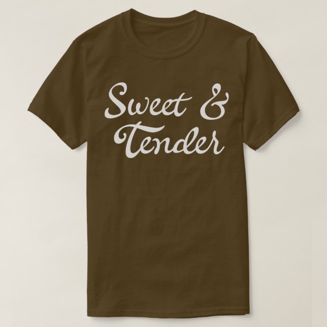 Camiseta Ropa de marca artsy Sweet and Tender (Diseño del anverso)