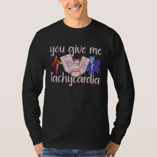 Camiseta Ropa de Taquicardia Me Das Enfermera San Valentínu