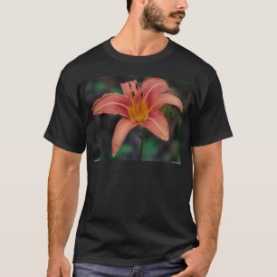 Camiseta Ropa y regalos encantadores de día de lirio castañ