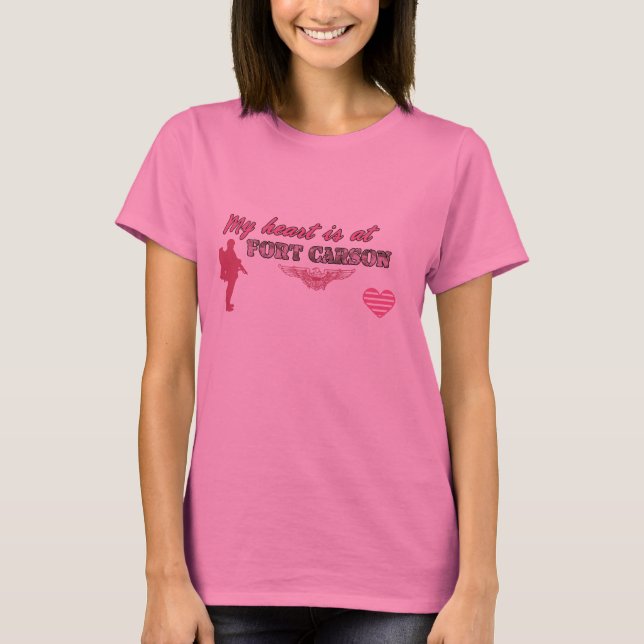 Camiseta Rosa del diseño de Fort Carson (Anverso)