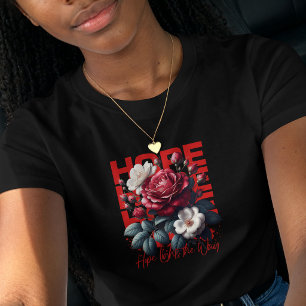 Camiseta Rosa Roja Floral Esperanza Botánica Inspiradora
