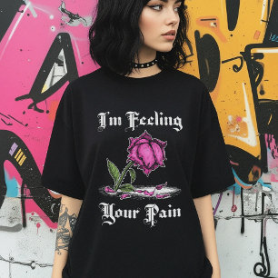 Camiseta Rosa rosada desesperada en blanco texto femenino