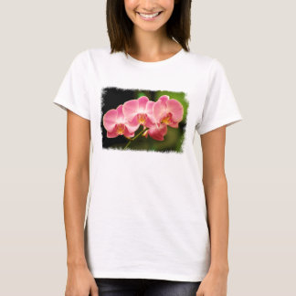 Camiseta rosada de las orquídeas
