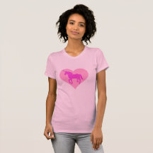 Camiseta rosada del corazón del unicornio