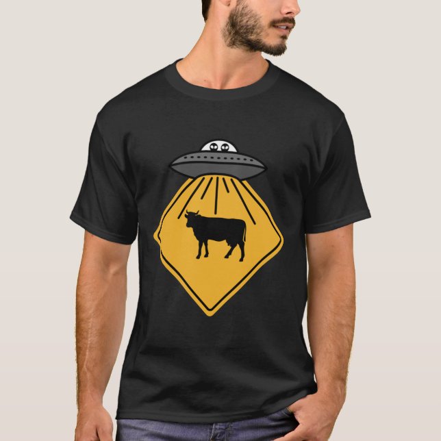 Camiseta Rótulo de ruta de secuestro de vacas Alien curioso (Anverso)