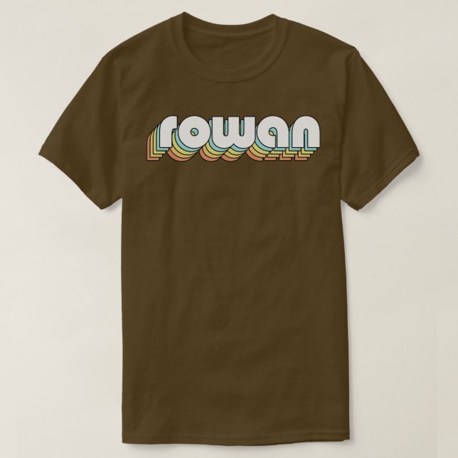 Camiseta Rowan Retro Rainbow Typography Style (Diseño del anverso)