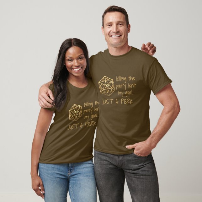 Camiseta RPG DM Humor Gold | Matar al Fiesta es un perro (Unisexo)