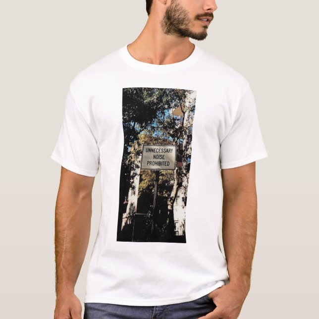 Camiseta Ruido innecesario (Anverso)