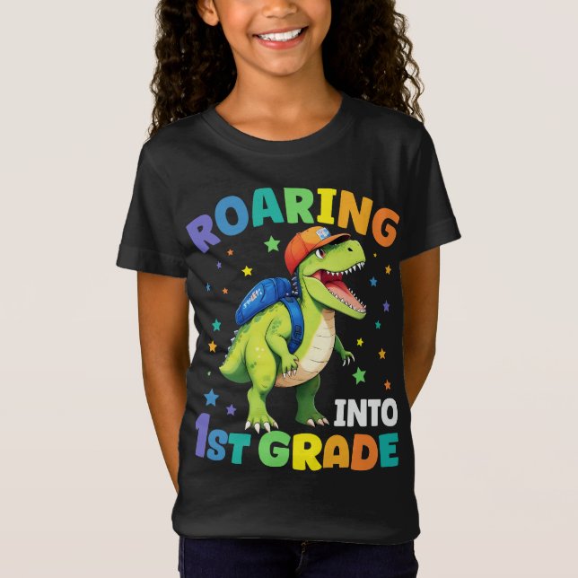 Camiseta Ruidosos Dinosaurios de 1er grado Rex de vuelta a  (Anverso)