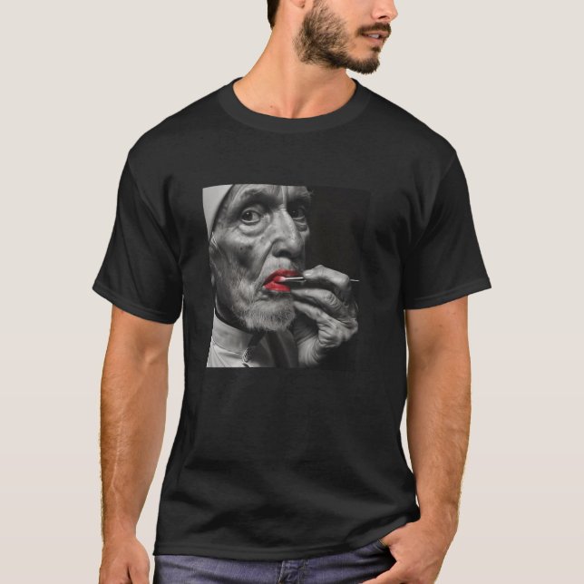 Camiseta sacerdote rebelde con lápiz labial, sacerdote rebe (Anverso)