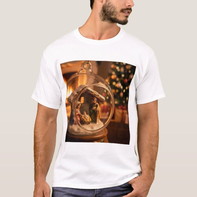 Camiseta Sacred Night in the Snow Globe (Anverso)