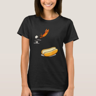 Camiseta Salchicha divertida zambulléndose en pan caricatur